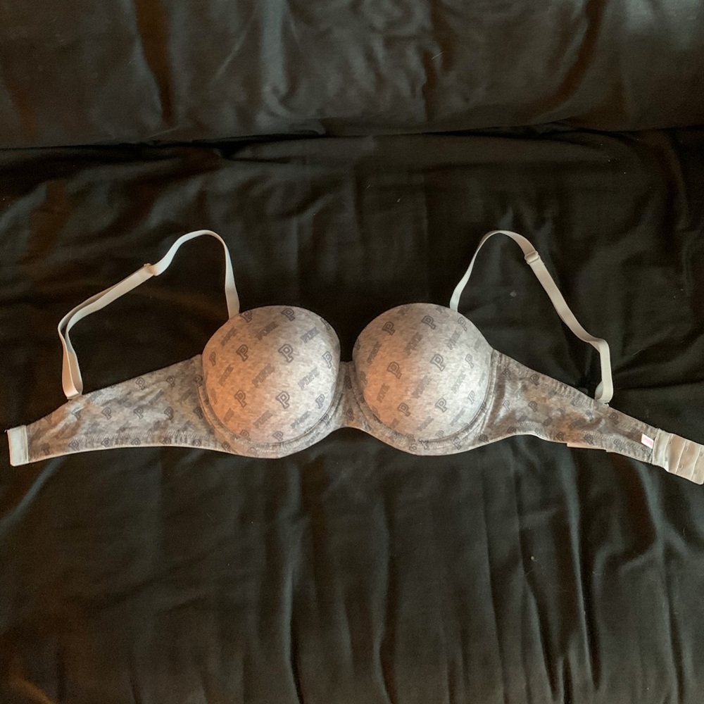 PINK Victoria’s Secret convertible push-up bra